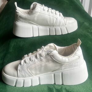 Zara Ivory Embossed Platform Sneakers